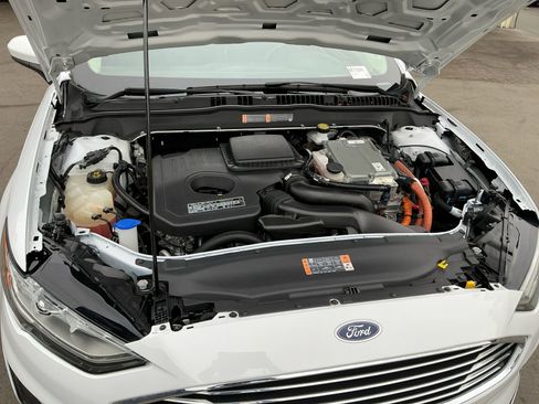 Used 2019 Ford Fusion SE image 22