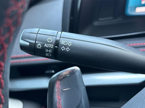 Used 2023 Chevrolet Corvette Stingray Coupe w/ Z51 Performance Package image 30