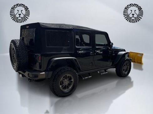 Used 2017 Jeep Wrangler Unlimited Sahara AWD/4WD image 5