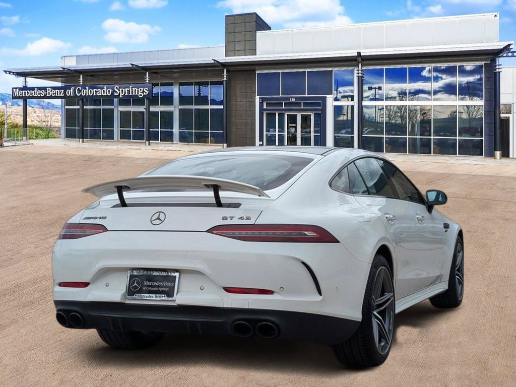 Used 2023 Mercedes-Benz AMG GT 43 image 5