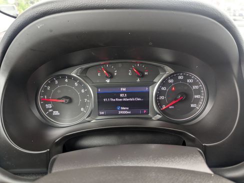 Used 2023 GMC Terrain SLT w/ Infotainment Package II AWD/4WD image 16