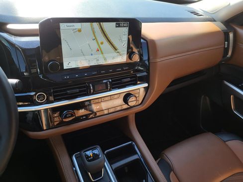 Used 2024 Nissan Pathfinder Platinum w/ Cargo Package image 3