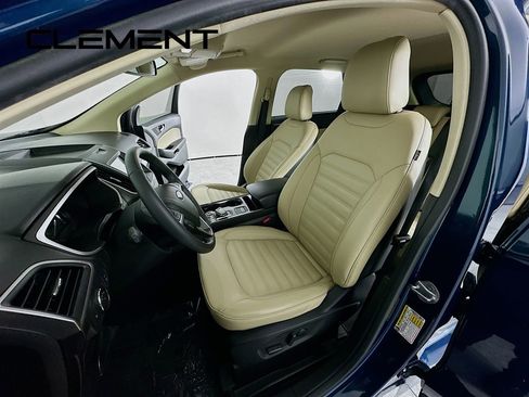 Used 2020 Ford Edge SEL w/ Convenience Package image 29