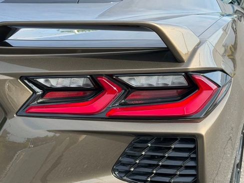Used 2020 Chevrolet Corvette Stingray Coupe w/ 1LT RWD image 19