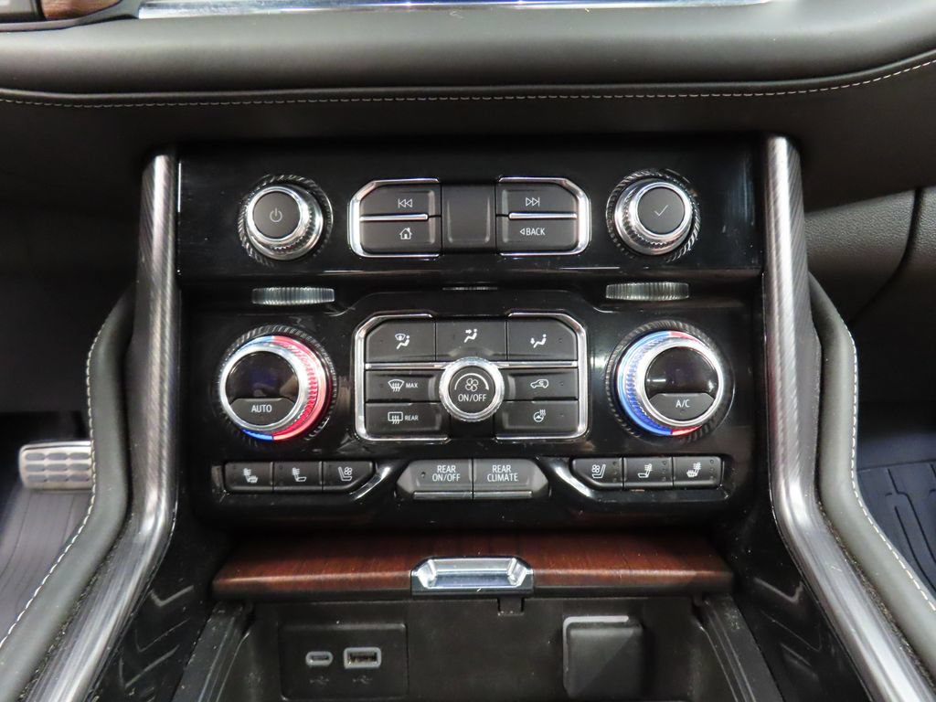 Used 2024 GMC Yukon XL Denali Ultimate AWD/4WD image 51