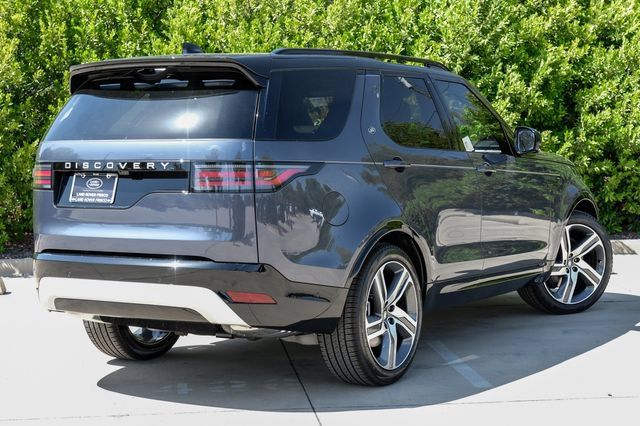 New 2026 Land Rover Discovery Limited Edition AWD/4WD image 10