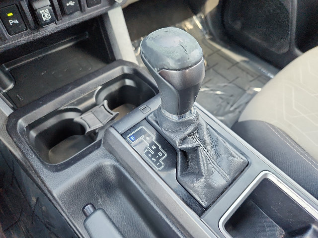 Used 2022 Toyota Tacoma TRD Sport w/ Technology Package AWD/4WD image 14