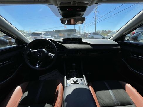 Used 2024 MAZDA MAZDA3 s image 25