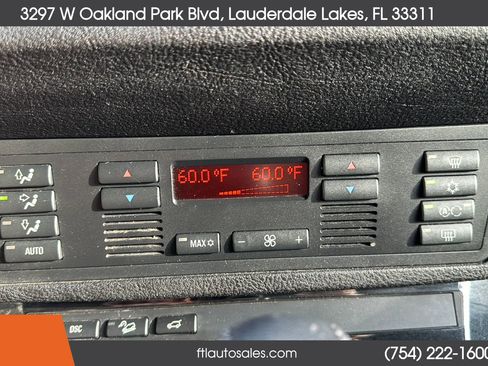 Used 2001 BMW X5 3.0i image 56