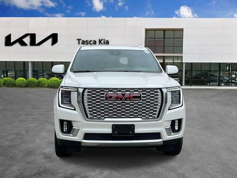 Used 2024 GMC Yukon Denali w/ Max Trailering Package AWD/4WD image 3