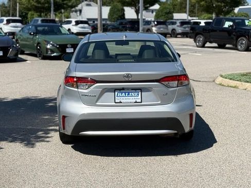 Used 2020 Toyota Corolla LE FWD image 6