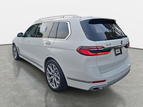 Certified 2024 BMW X7 xDrive40i w/ Premium Package image 7