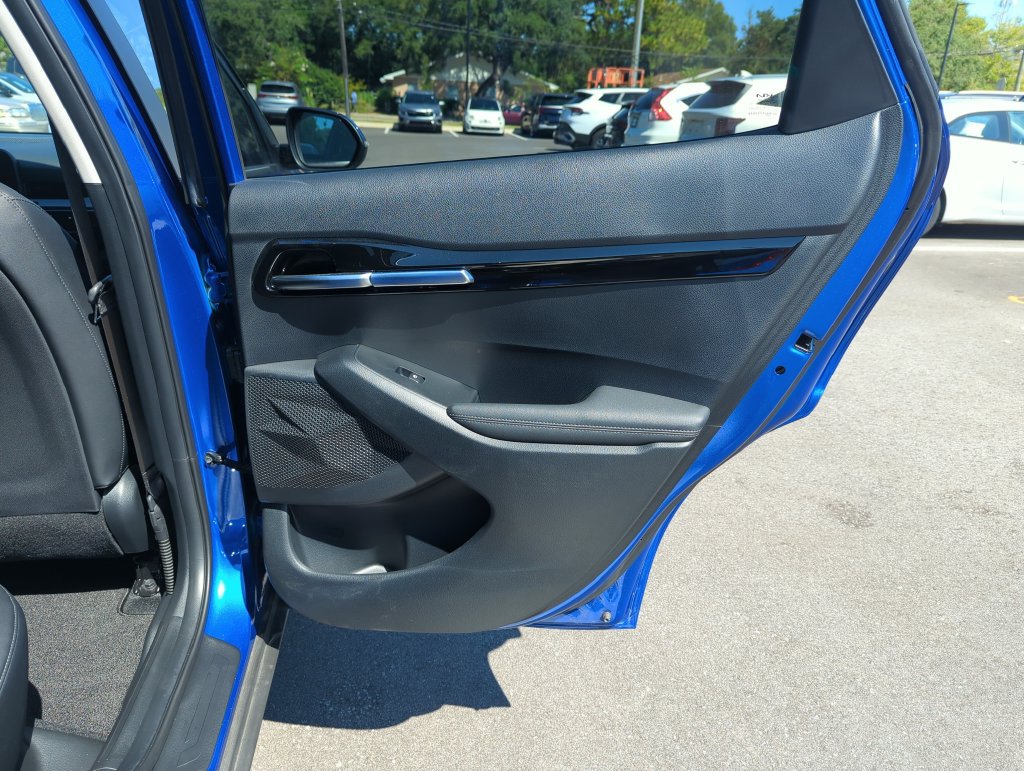 Used 2025 Kia Seltos S FWD image 30