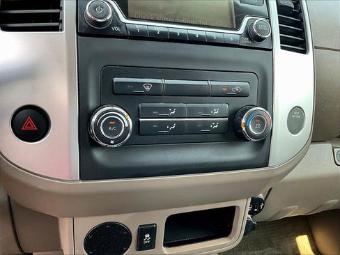 Used 2018 Nissan Frontier SV RWD image 14
