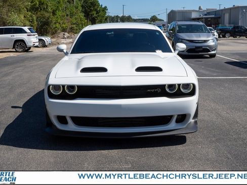 Used 2021 Dodge Challenger SRT Hellcat Redeye image 9