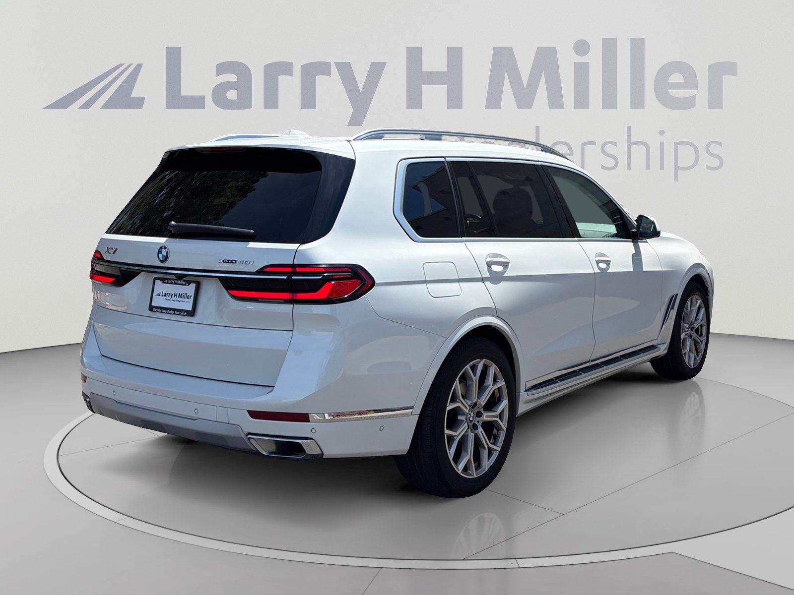 Used 2026 BMW X7 xDrive40i AWD/4WD image 5