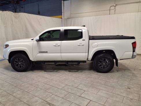 Used 2023 Toyota Tacoma SR5 image 6