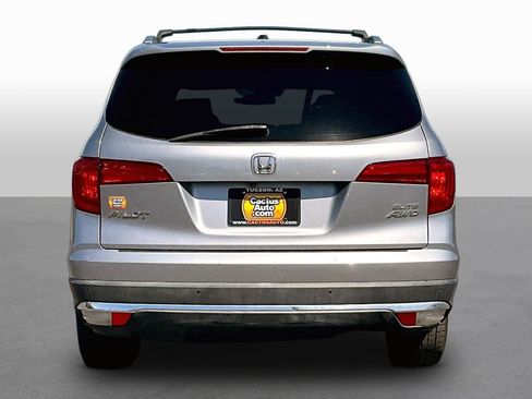 Used 2016 Honda Pilot Elite image 4