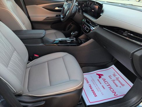Used 2025 Buick Envista Avenir image 10