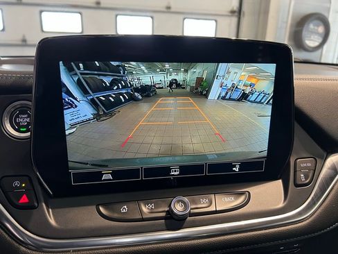 Used 2023 Chevrolet Blazer RS w/ Enhanced Convenience Package image 25