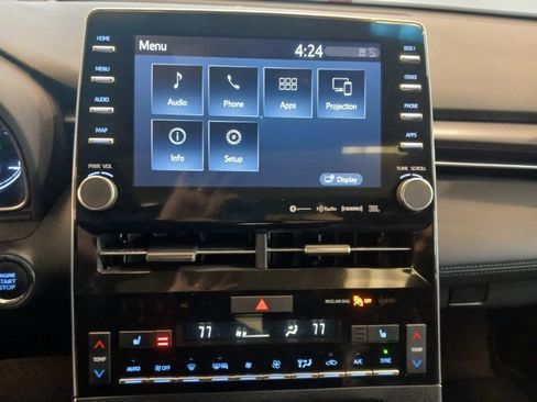 Used 2019 Toyota Avalon XSE image 9