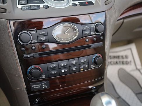 Used 2010 INFINITI G37 Sport w/ Premium Pkg image 25