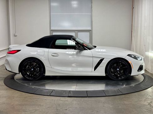 Used 2023 BMW Z4 sDrive30i w/ Premium Package RWD image 11