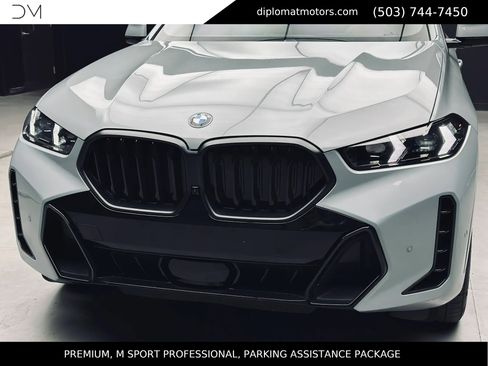 Used 2025 BMW X6 xDrive40i w/ Premium Package AWD/4WD image 14