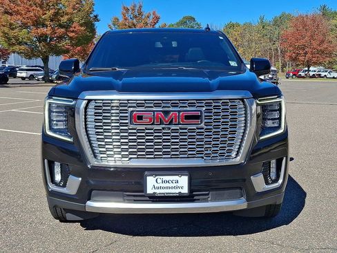 Used 2022 GMC Yukon XL Denali image 5