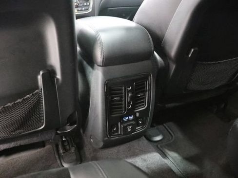 Used 2018 Dodge Durango GT w/ Premium Group AWD/4WD image 35