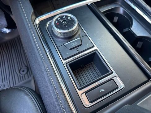 Certified 2023 Ford Expedition XLT image 22