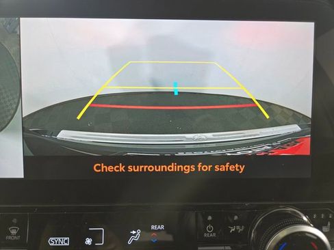 Used 2023 Toyota Highlander Platinum image 22