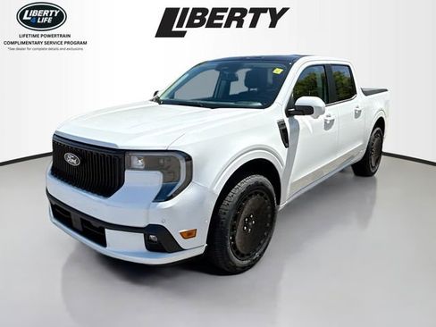 New 2025 Ford Maverick Lobo image 3