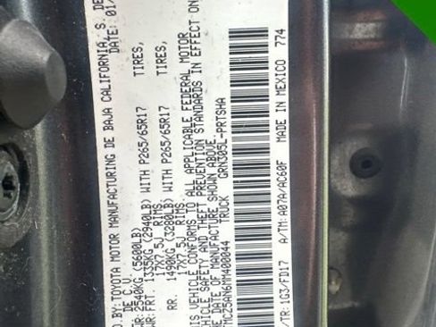 Used 2021 Toyota Tacoma TRD Sport w/ Blackout Package (TMS) AWD/4WD image 15