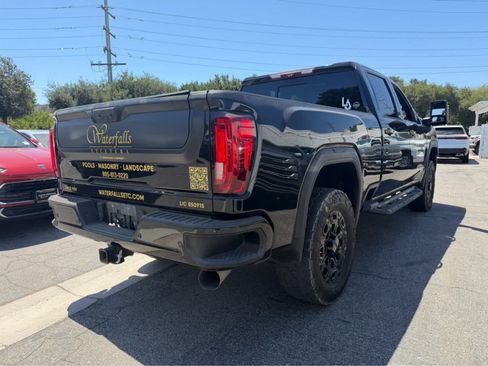 Used 2020 GMC Sierra 2500 AT4 w/ AT4 Premium Package AWD/4WD image 4