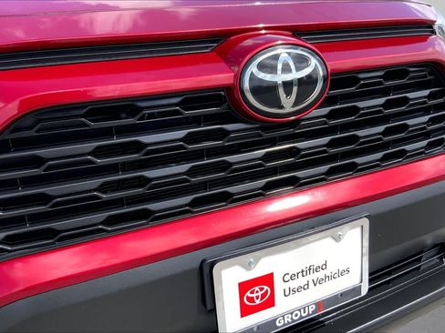 Used 2025 Toyota RAV4 XLE AWD/4WD image 29