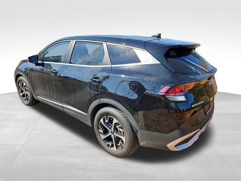 Used 2023 Kia Sportage EX image 5