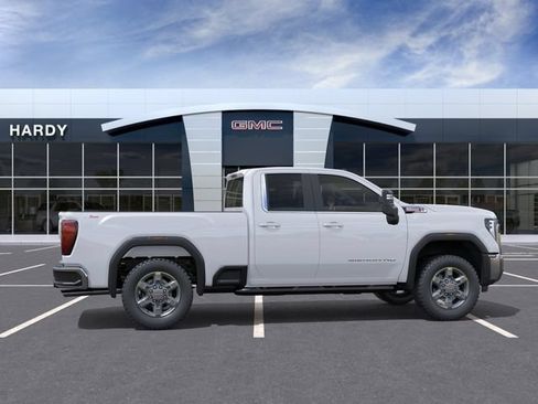 New 2026 GMC Sierra 2500 SLE w/ SLE Value Package; AWD/4WD image 5