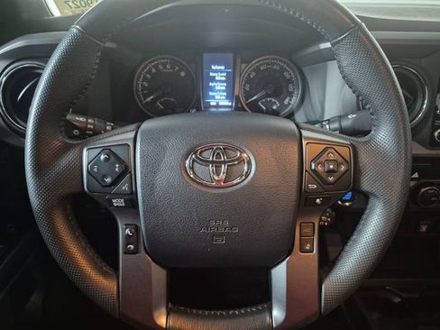 Certified 2023 Toyota Tacoma TRD Sport AWD/4WD image 18