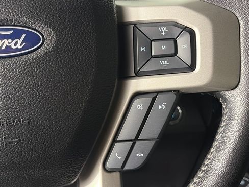 Used 2021 Ford F250 Lariat w/ Lariat Ultimate Package AWD/4WD image 18