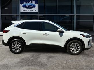 Used 2023 Ford Escape Active w/ Tech Pack #2 AWD/4WD video 2