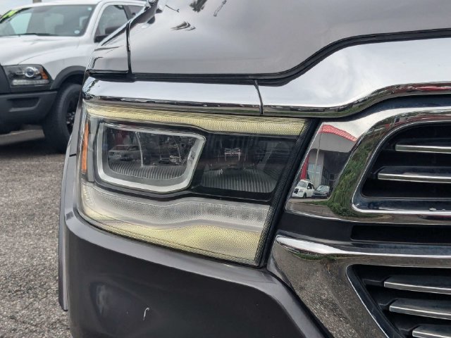 Used 2019 RAM 1500 Laramie RWD image 9