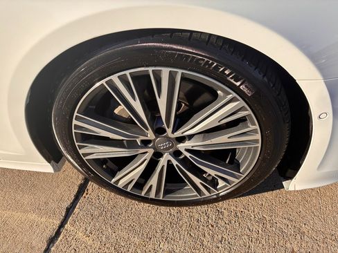 Used 2019 Audi A6 3.0T Prestige w/ Prestige Package image 2