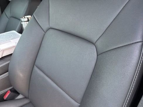 Used 2023 Chevrolet Colorado LT w/ LT Convenience Package III RWD image 10