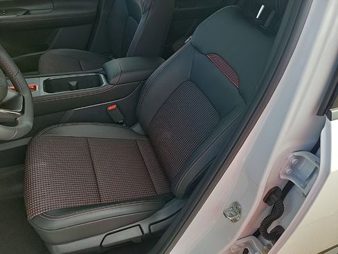 New 2026 Nissan Kicks SR w/ SR Premium Package image 18