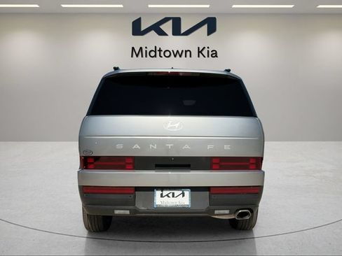 Used 2026 Hyundai Santa Fe SEL FWD image 4