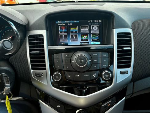 Used 2015 Chevrolet Cruze LT w/ RS Package image 27