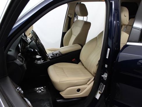 Used 2017 Mercedes-Benz GLS 450 4MATIC image 15