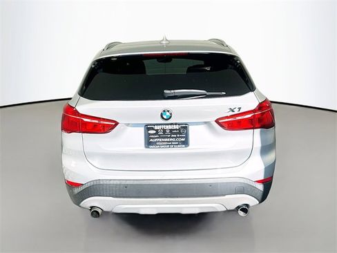 Used 2017 BMW X1 xDrive28i image 6