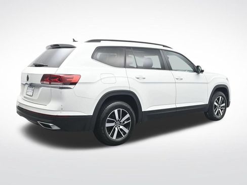 Used 2023 Volkswagen Atlas SE FWD image 6
